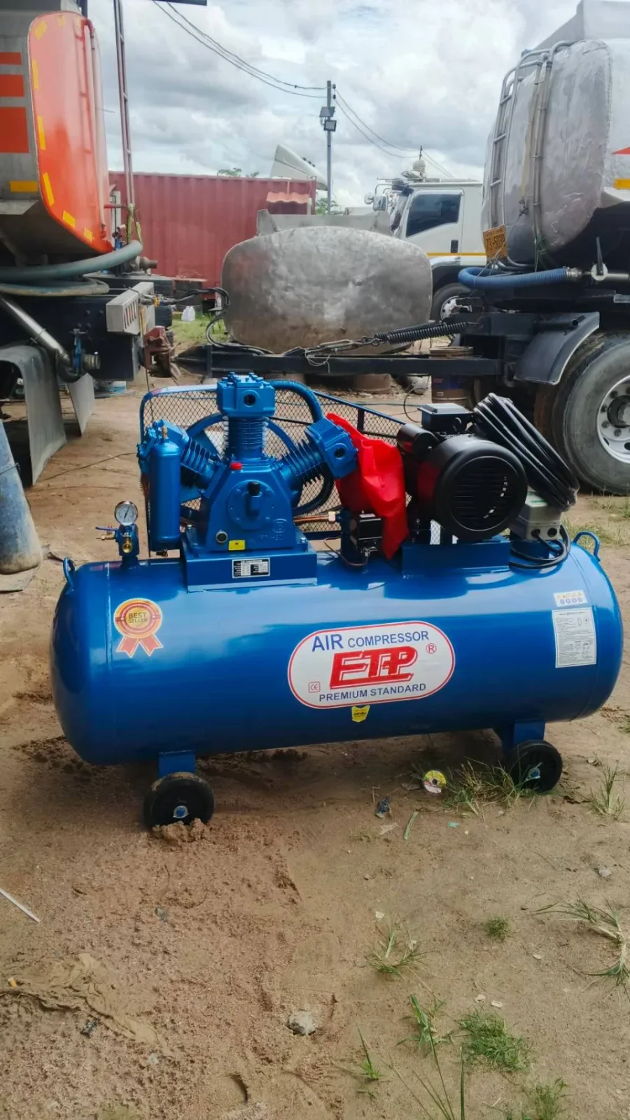 ภาพส่งมอบ ปั๊มลมสายพาน ETP ขนาด 380 ลิตร มอเตอร์ 7.5HP รุ่น HTA-80 (16Bar) (ระบบไฟ 220V) จังหวัดระยอง รูปที่ 1