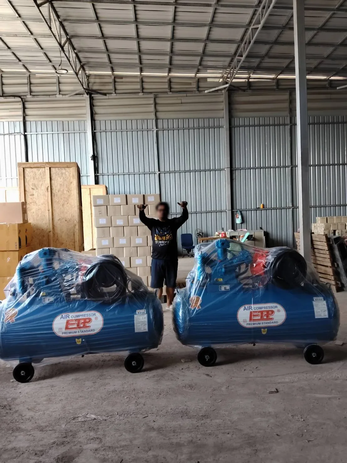 ภาพส่งมอบ ปั๊มลมสายพาน ETP ขนาด 380 ลิตร มอเตอร์ 7.5HP รุ่น HTA-80 (16Bar) (ระบบไฟ 380V) จังหวัดหนองคาย รูปที่ 1