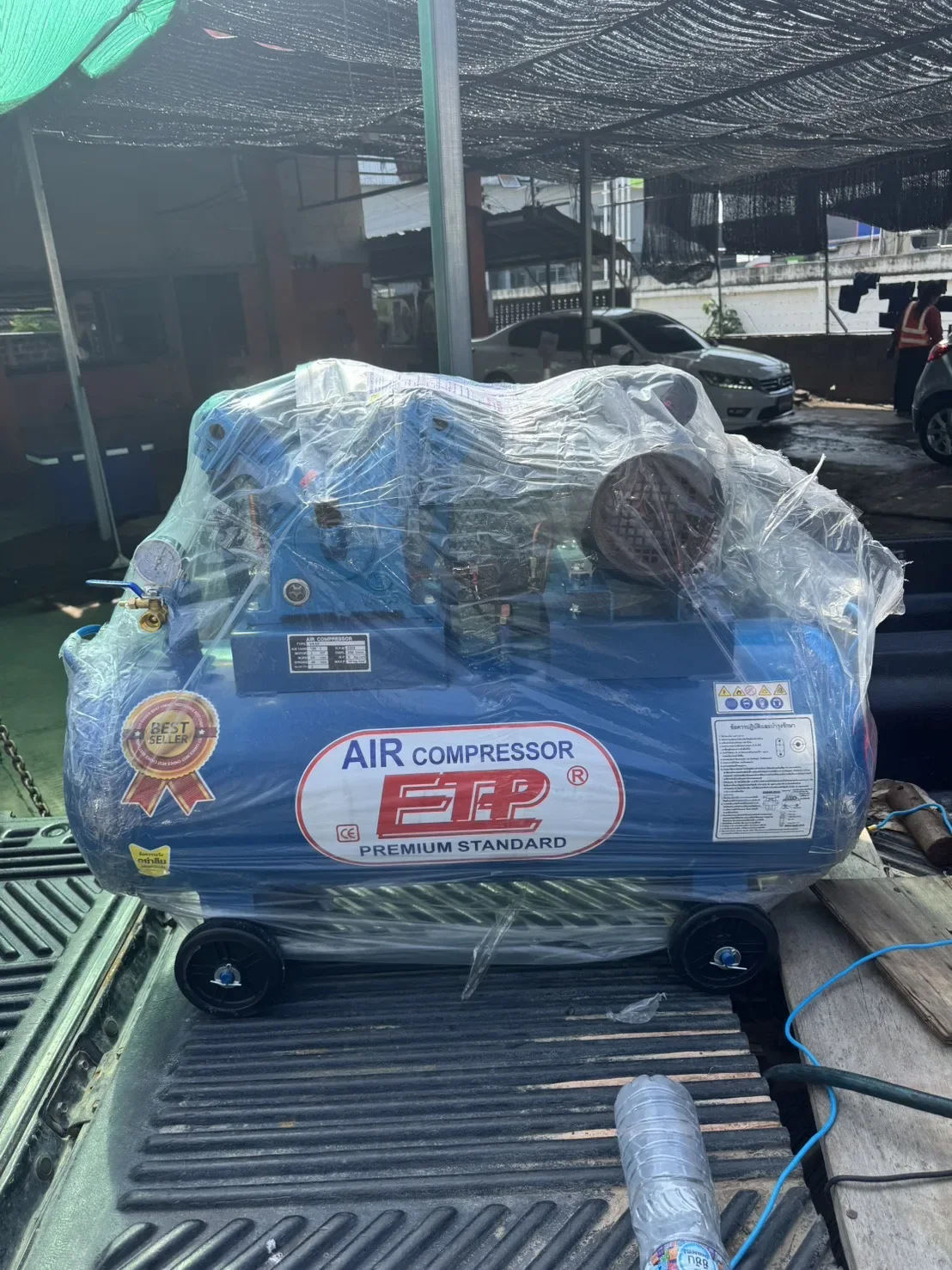 ภาพส่งมอบ ปั๊มลมสายพาน ETP ขนาด 100 ลิตร มอเตอร์ 3HP รุ่น EVA-65 (ไฟ 220V) จังหวัดนครราชสีมา รูปที่ 1